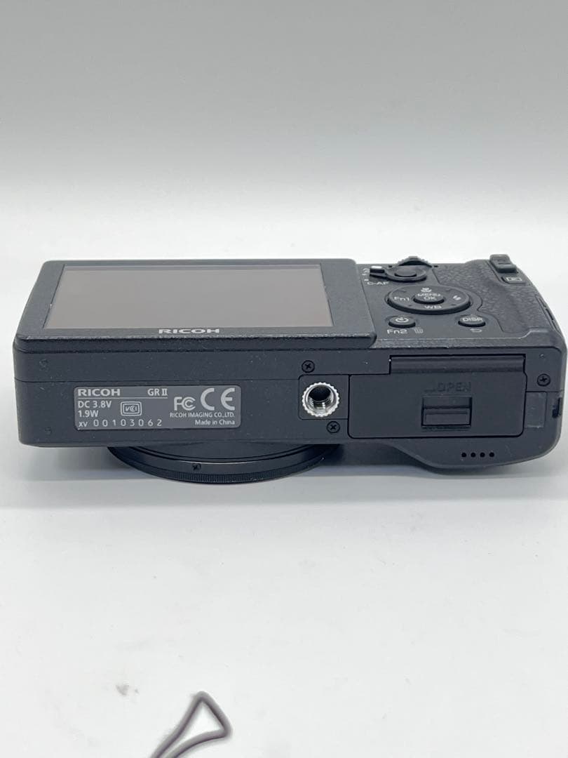 ほぼ未使用　3224ショット　RICOH GR2 デジタルカメラ