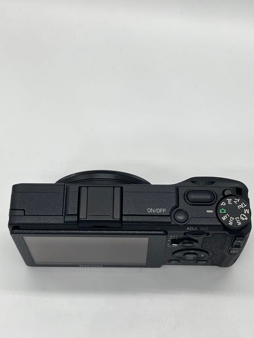 ほぼ未使用　3224ショット　RICOH GR2 デジタルカメラ
