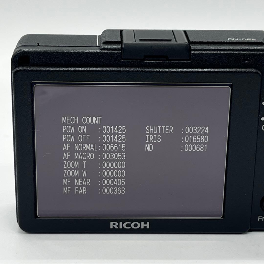 ほぼ未使用　3224ショット　RICOH GR2 デジタルカメラ