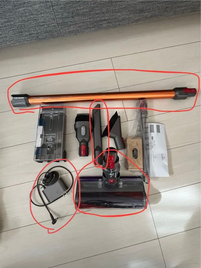 ダイソン　Dyson cyclone v10 fluffy