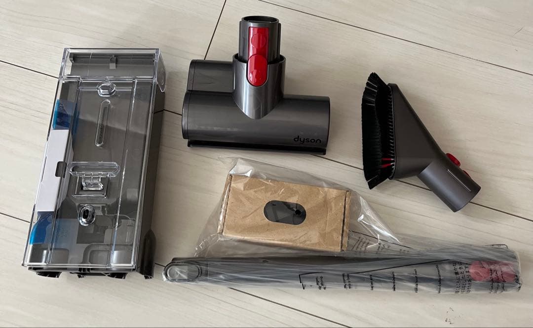 ダイソン　Dyson cyclone v10 fluffy