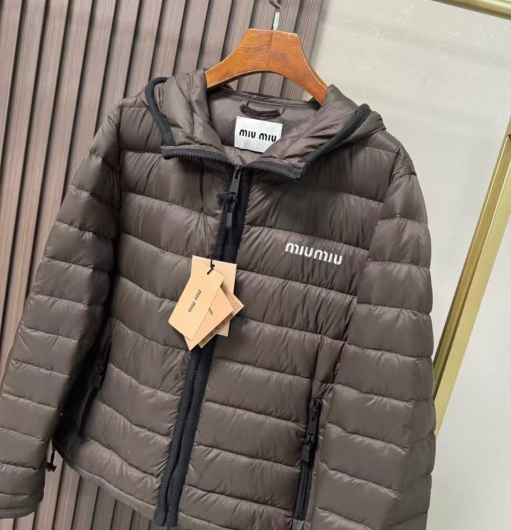 MIU MIU ブラウン キルティング ダウンジャケット