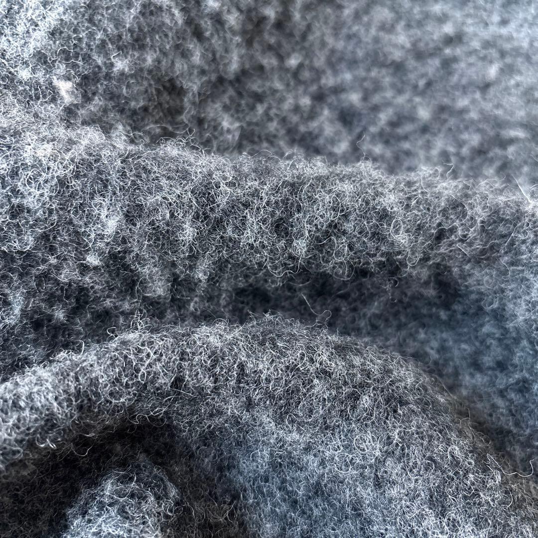 スコットランド製 シェトランドウーレン L縮絨ウール クルーネックニット グレー