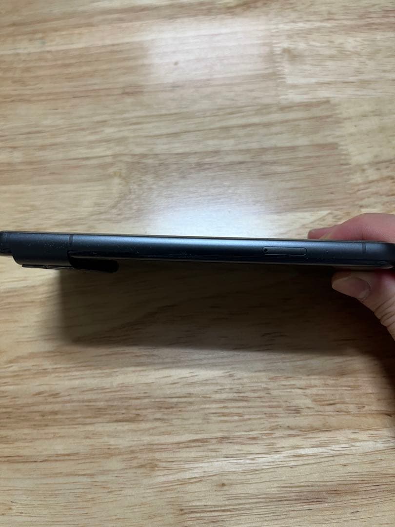 Google Pixel8 SIMフリー 【ライト部分ヒビあり】