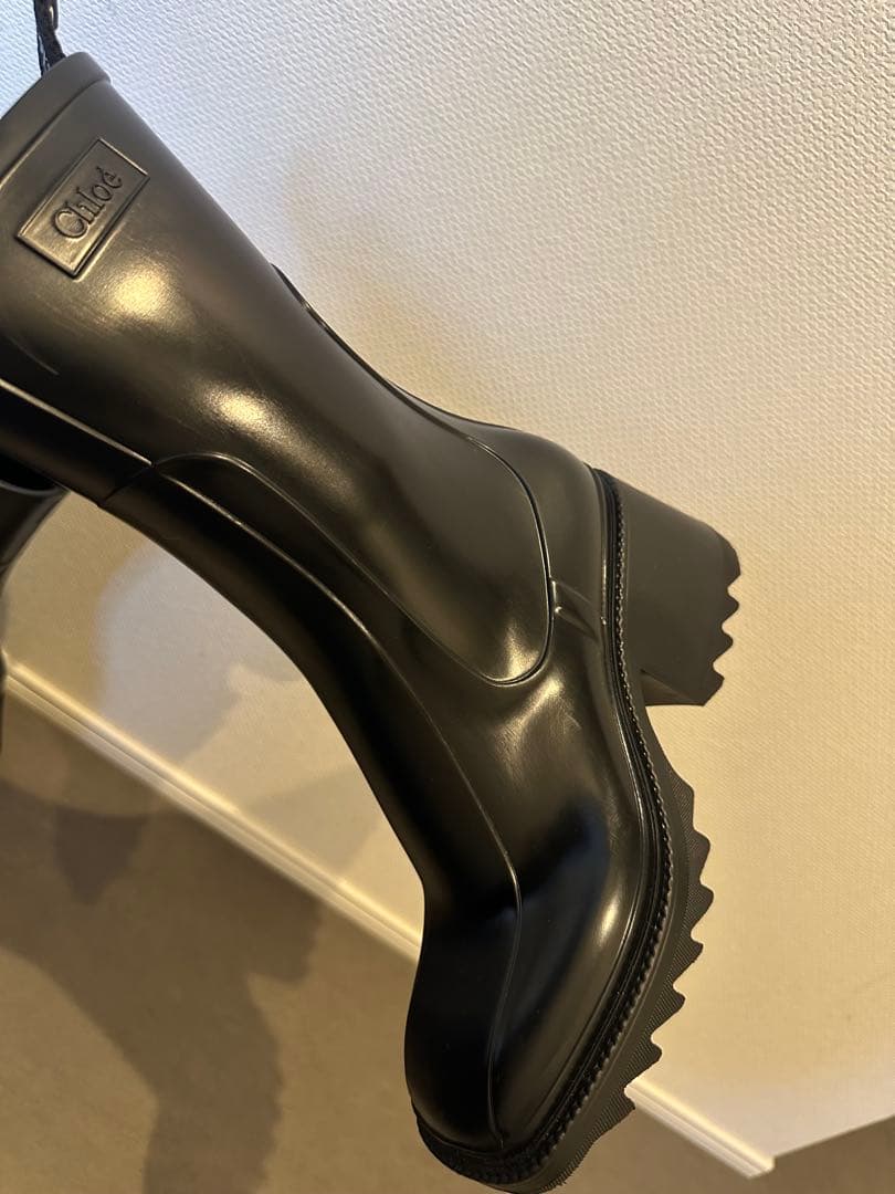 【美品】Chloé bettyレインブーツ 黒 86,900円