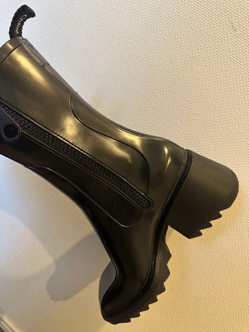 【美品】Chloé bettyレインブーツ 黒 86,900円