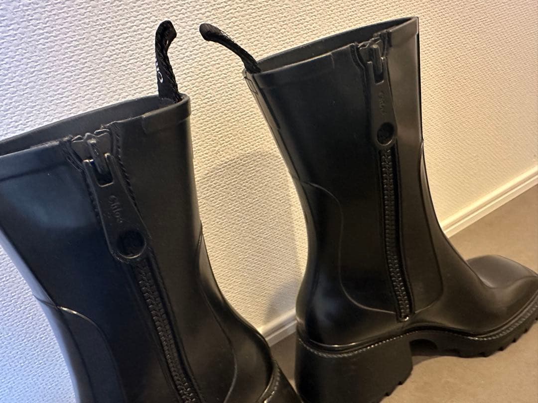 【美品】Chloé bettyレインブーツ 黒 86,900円