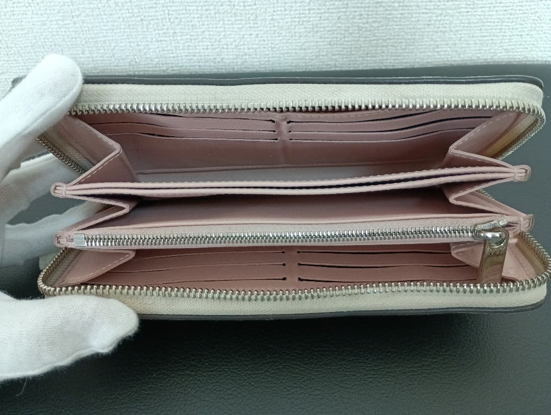 LOUIS VUITTON ルイヴィトン マヒナ ジッピー ガレ