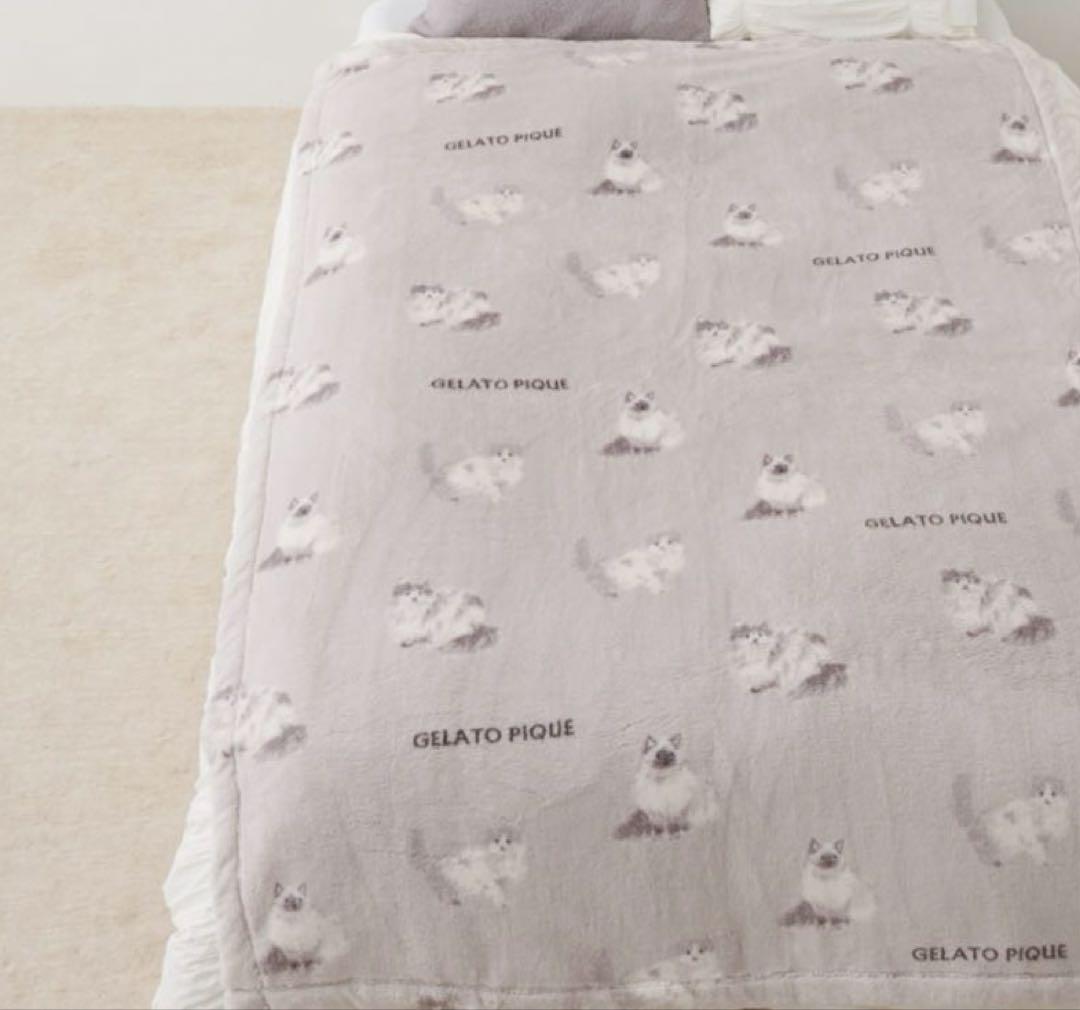 ジェラートピケ　Sleep CATプリント毛布　ラグドール　ブランケット　布団
