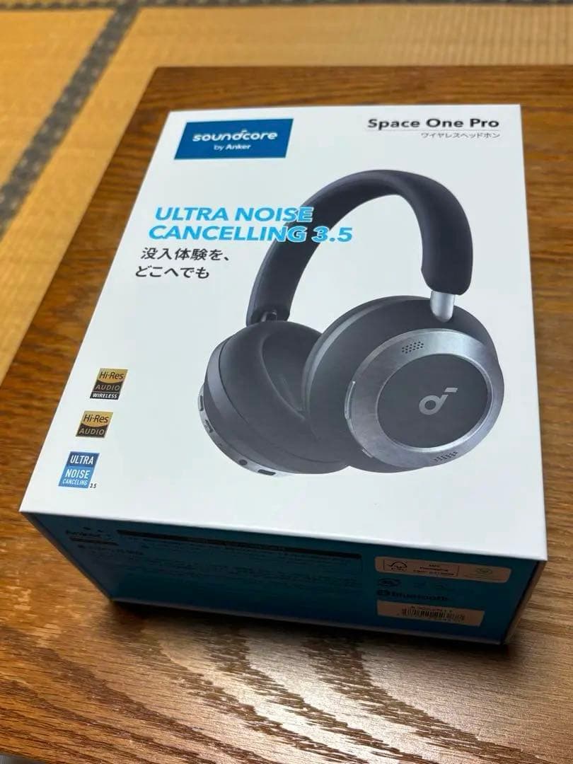美品 Soundcore Space One Pro ワイヤレスヘッドホン