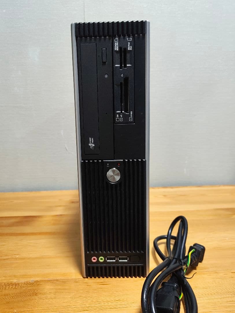 スリムタワー自作pc Win11 8世代i3 8gb SSD256GB