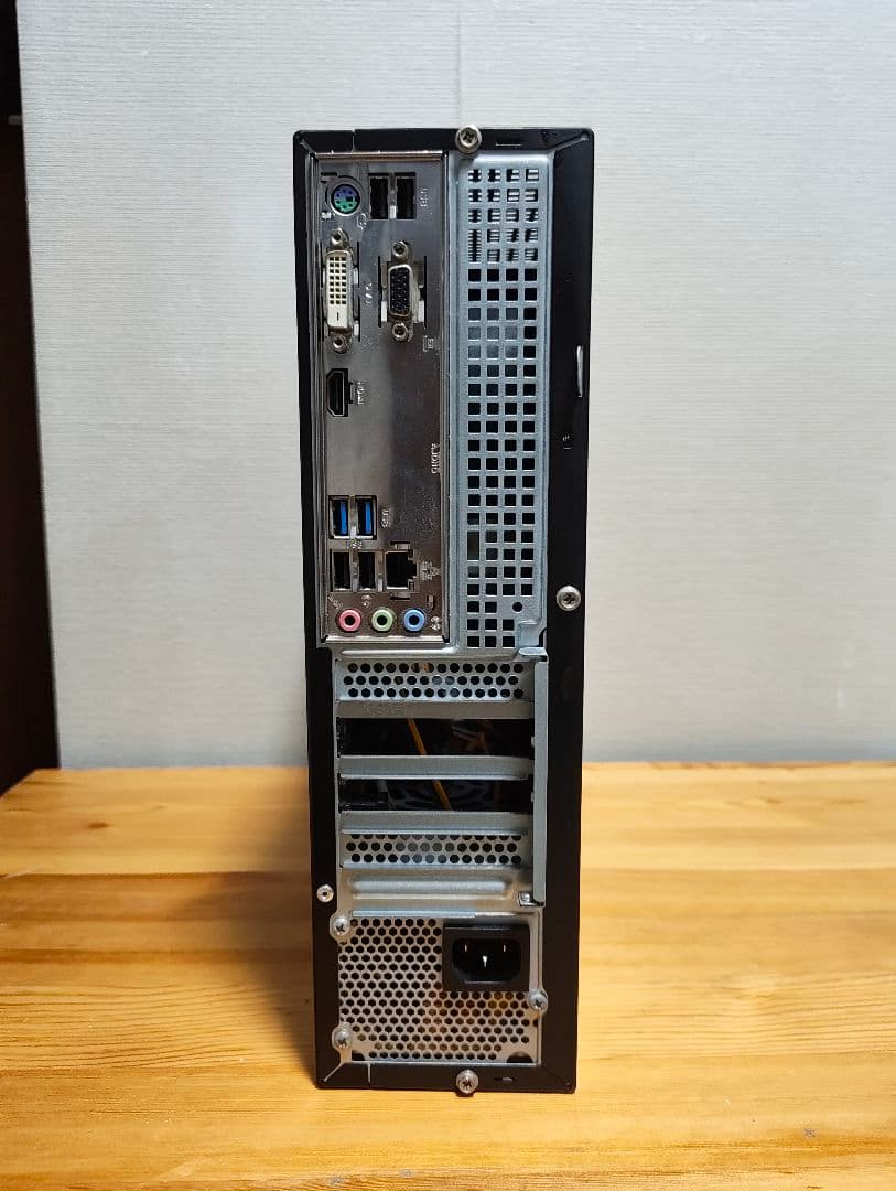 スリムタワー自作pc Win11 8世代i3 8gb SSD256GB