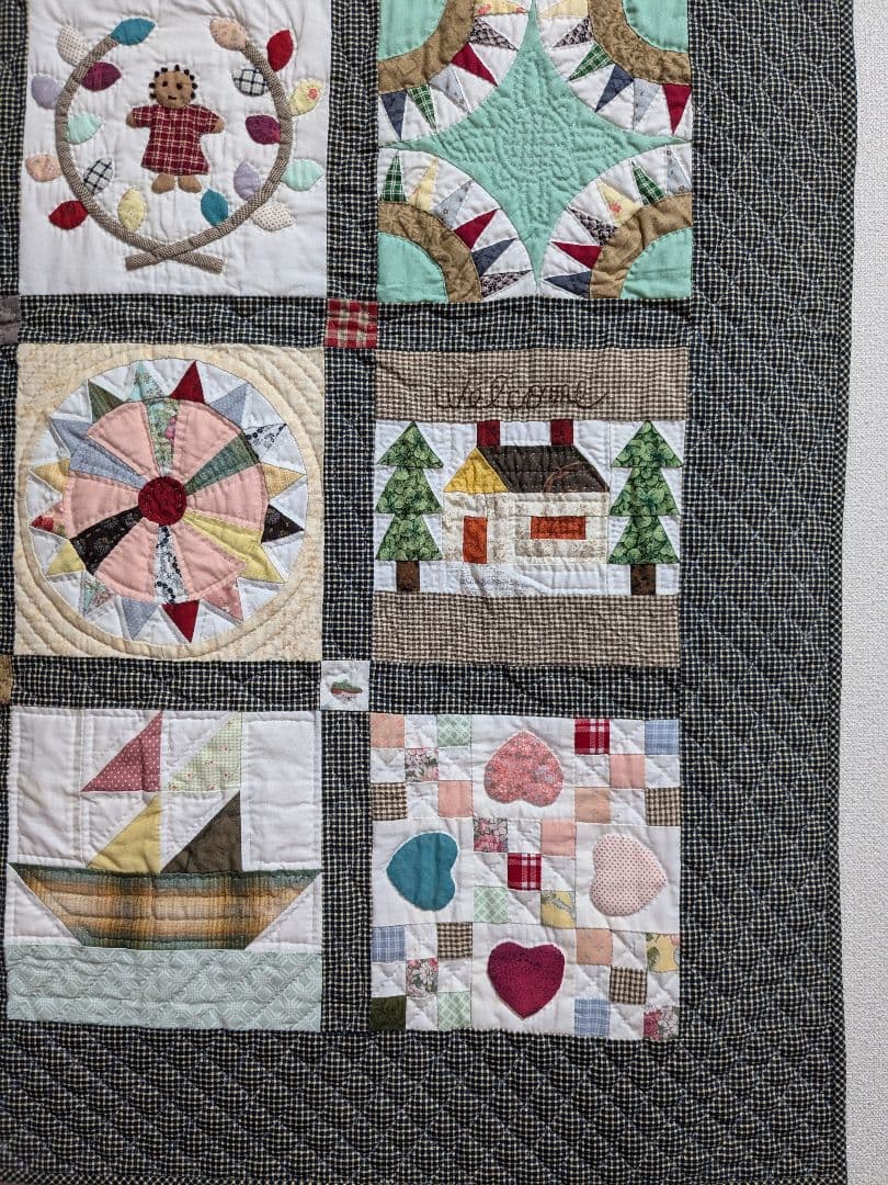 パッチワーク　サンプラーキルト　タペストリー☆