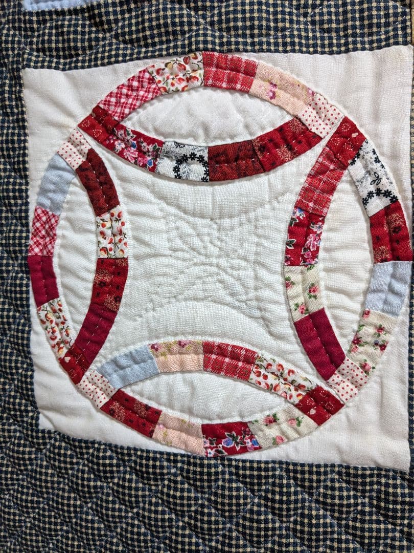 パッチワーク　サンプラーキルト　タペストリー☆