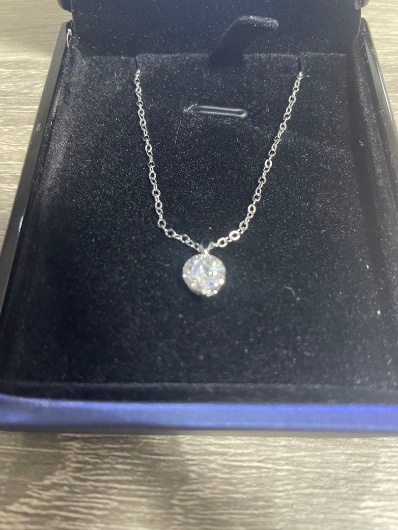 【PN】ダイヤモンドネックレス　プラチナpt950刻印あり