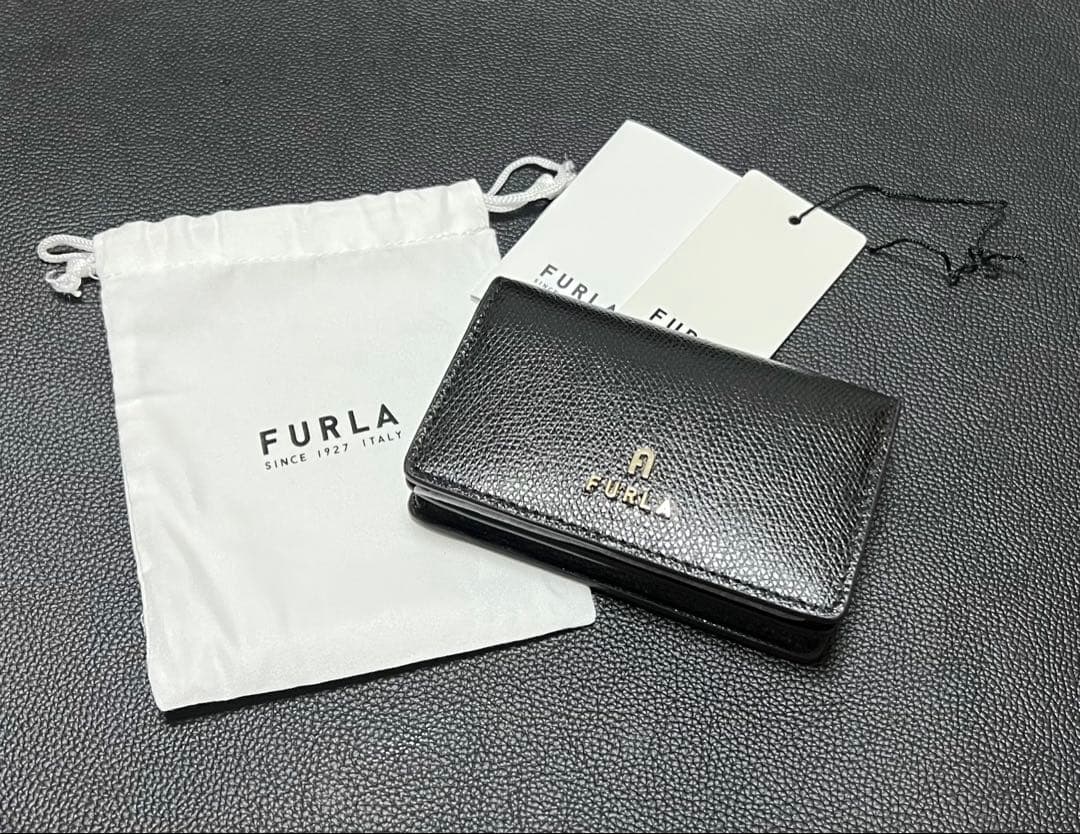 FURLA 名刺入れ