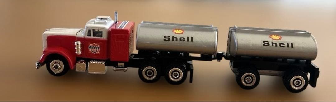 ダイヤペット　アメリカントラックタンクローリー(二台引き) T- 96 ￼