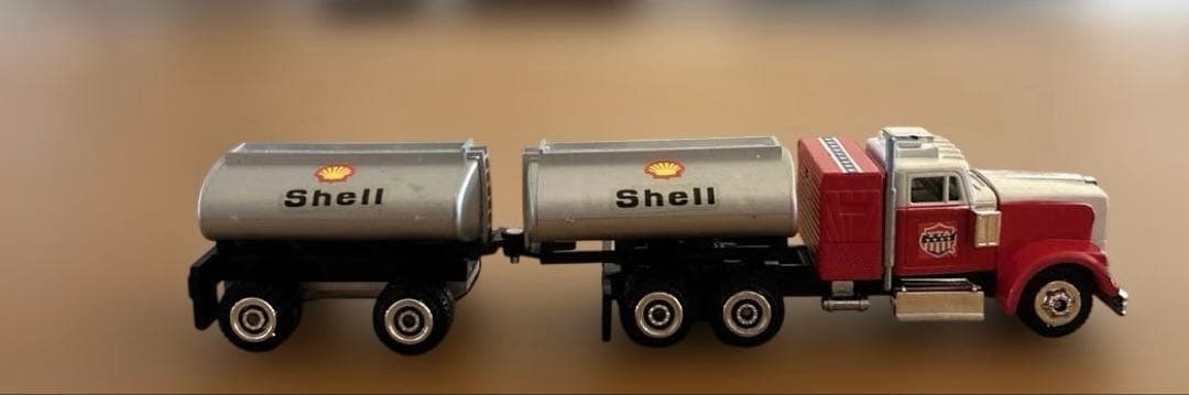 ダイヤペット　アメリカントラックタンクローリー(二台引き) T- 96 ￼