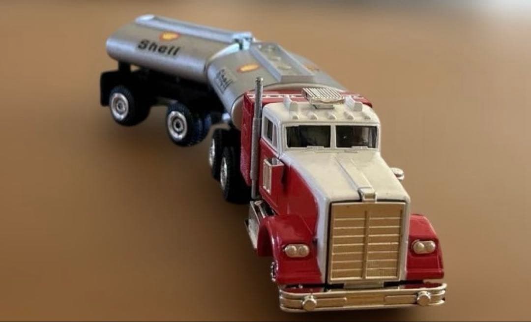 ダイヤペット　アメリカントラックタンクローリー(二台引き) T- 96 ￼