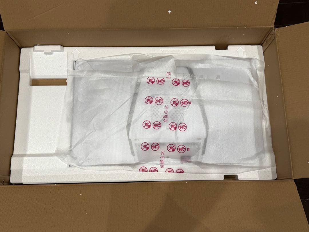 LG UltraGear 32GS95UV 32インチ 4K UHD