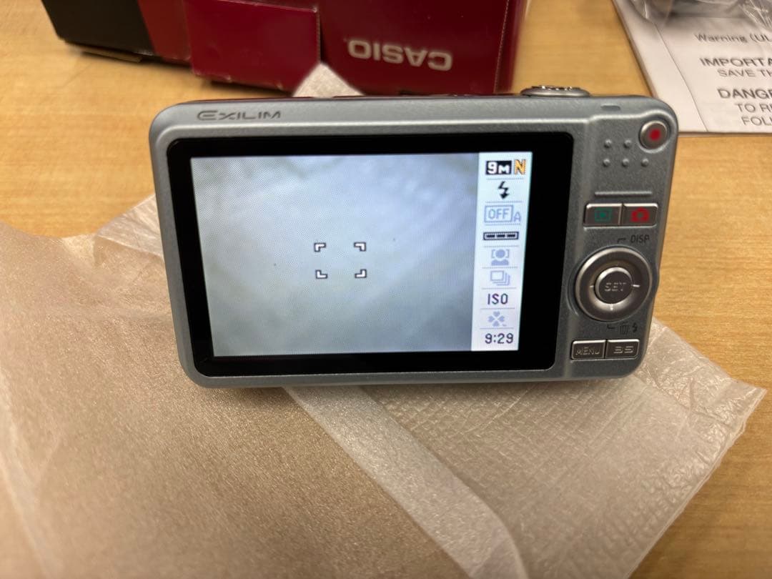 CASIO EXILIM EX-Z85 コンパクト デジタルカメラ　コンデジ