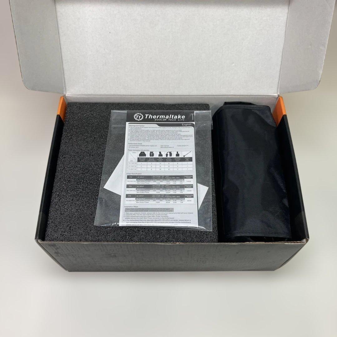 Thermaltake 1200w platinum 電源