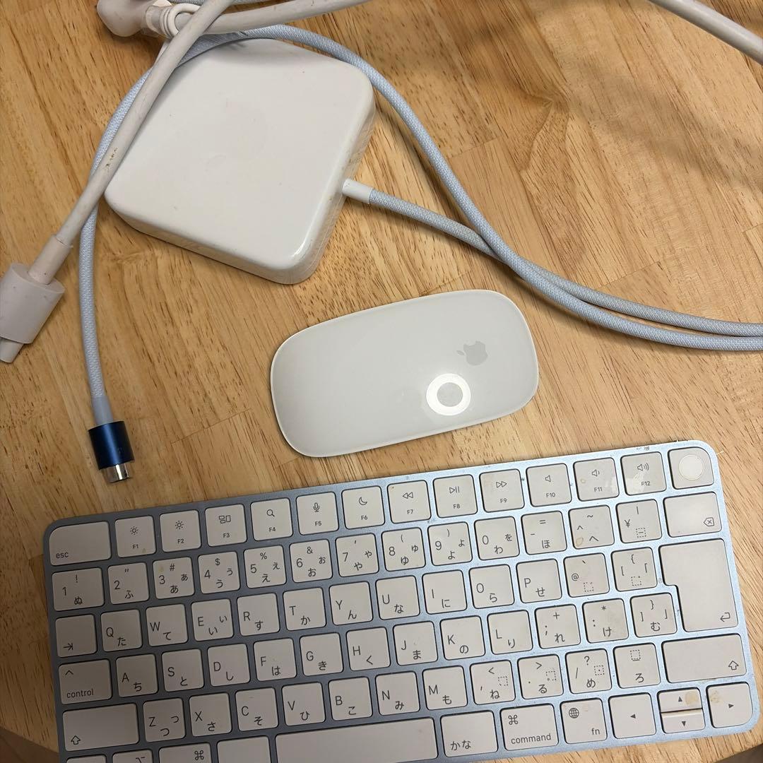 iMac 24インチ M1 16GB 256GB 8コア　VESAモデル