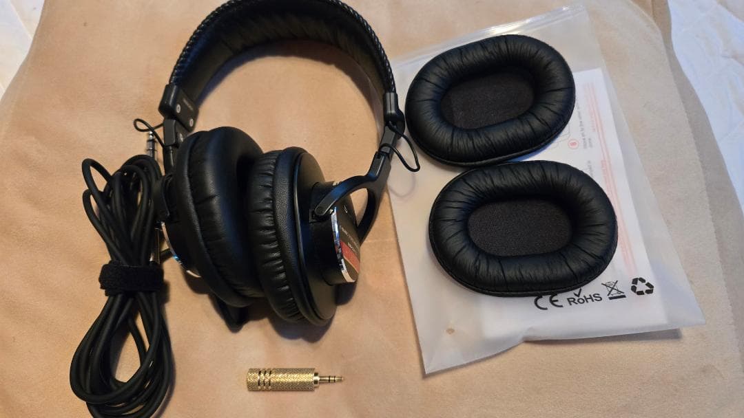 SONY MDR-CD900ST スタジオモニターヘッドフォン