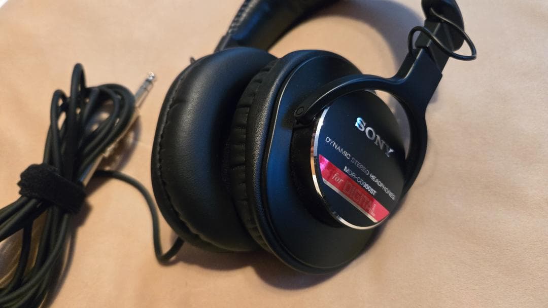SONY MDR-CD900ST スタジオモニターヘッドフォン