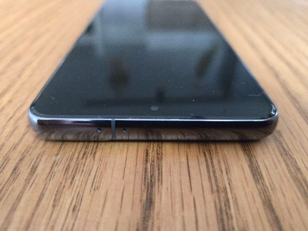 GalaxyS21 5G ギャラクシー（箱、充電ケーブル付き）