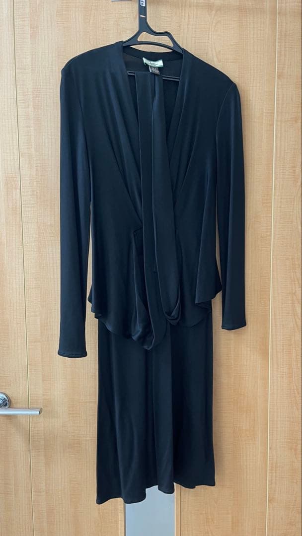 Issa London ブラック ラップドレス 長袖　Mサイズ