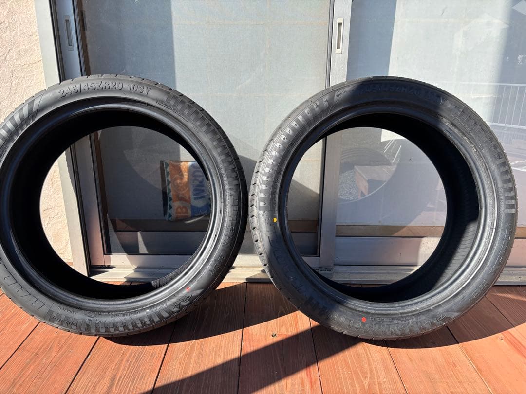 オートウェイで購入　245/45/20 サマータイヤ