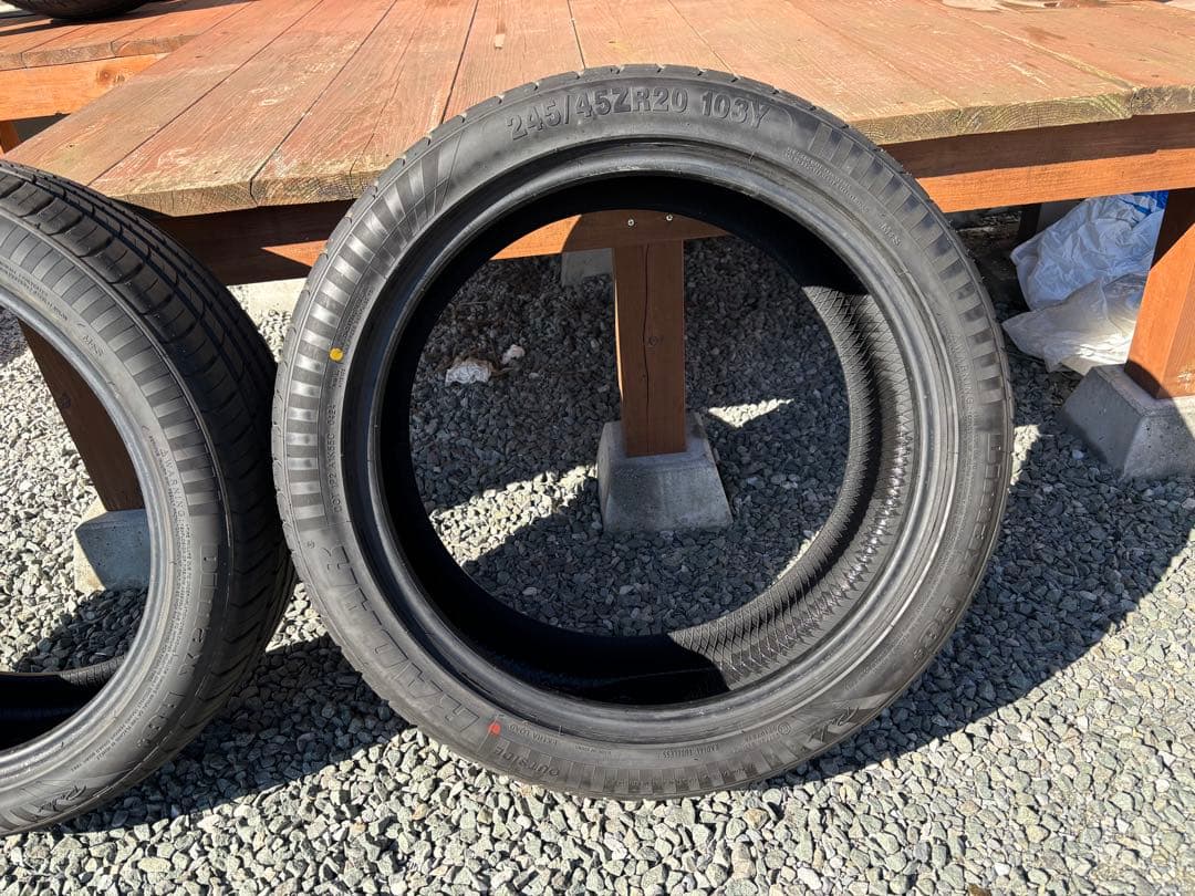 オートウェイで購入　245/45/20 サマータイヤ