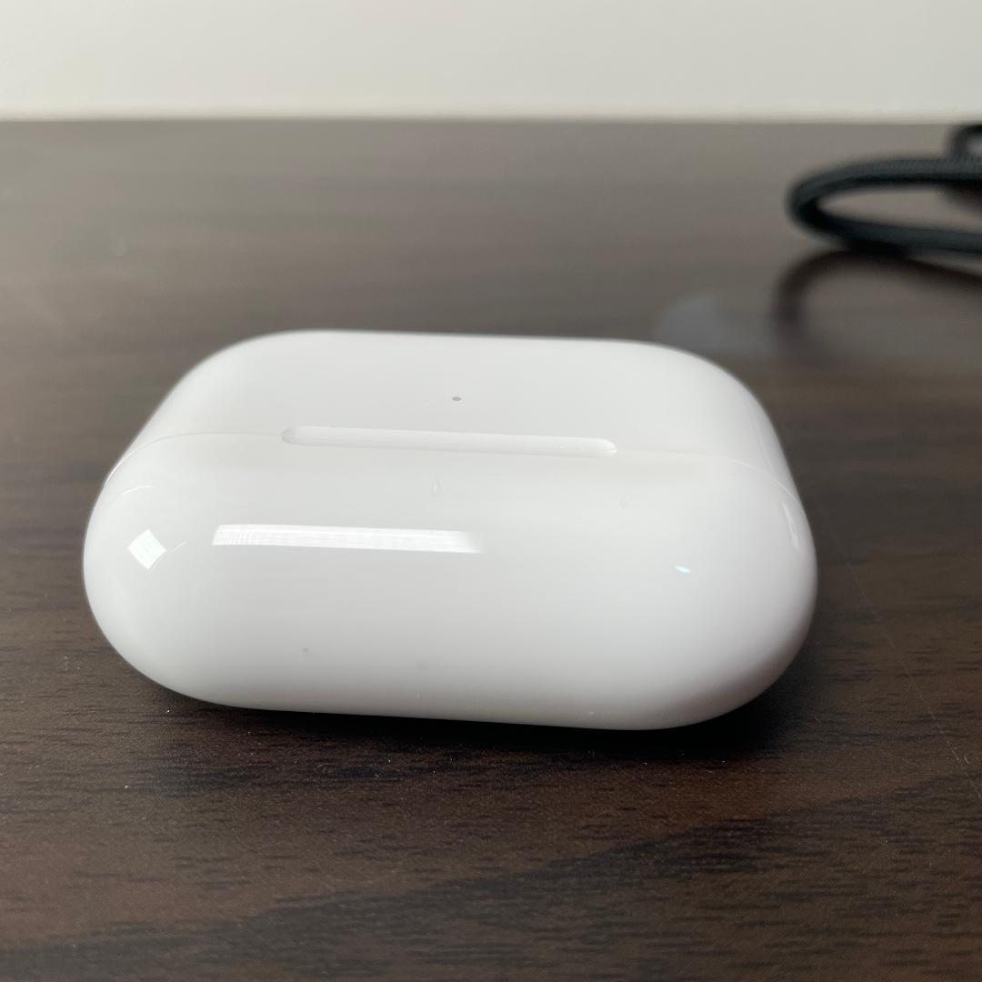 ④Apple AirPods Pro 第2世代 A3047 USB-Cタイプ