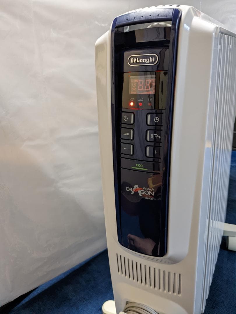 デロンギ オイルヒーター　4~10畳用　　QSD0915-MB