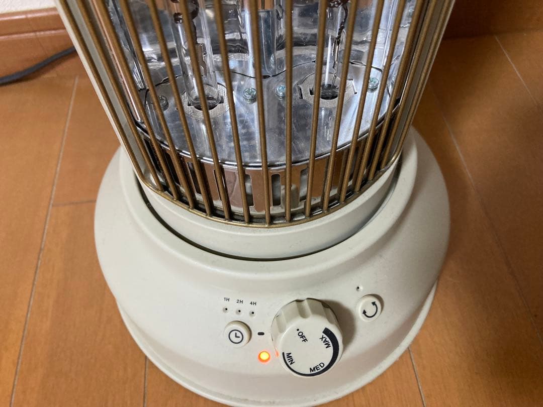 BRUNO タワー型　電気ヒーター