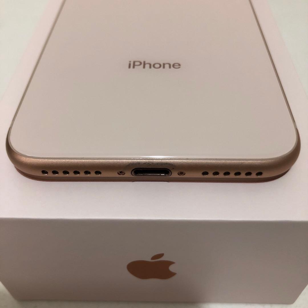 超美品 Apple iPhone 8 ゴールド 本体 SIMロック解除済み