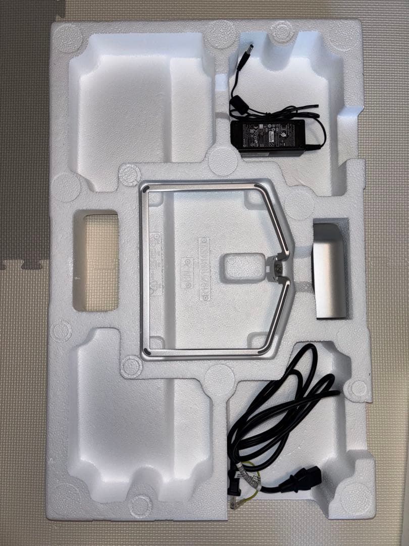 HPディスプレイ　27インチ