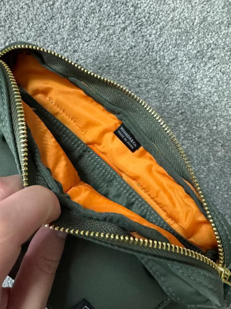 PORTER / TANKER SLING BAG セージグリーン