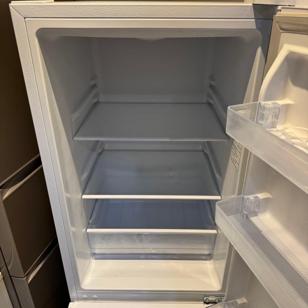 A514★2023年製★ハイセンス　冷蔵庫　大型 2ドア　ホワイト