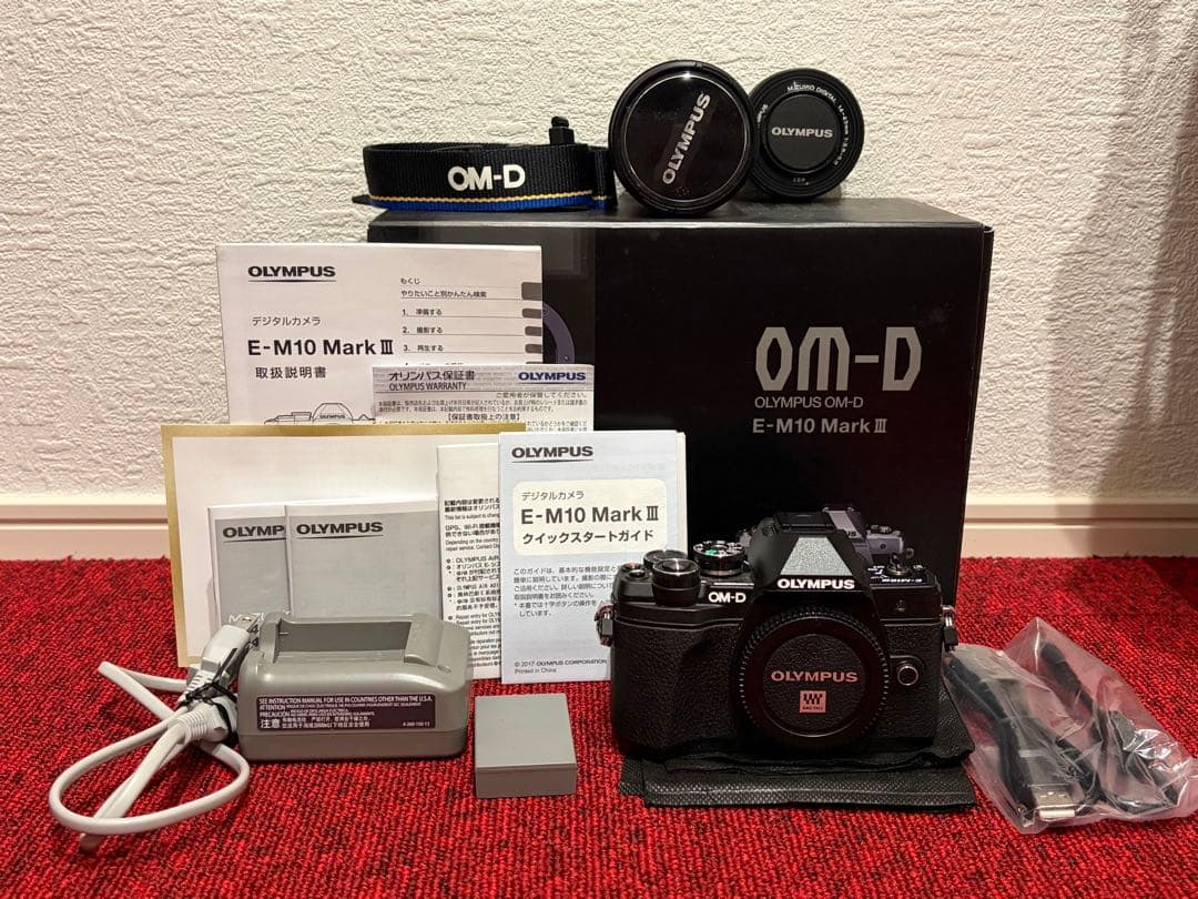 OLYMPUS OM-D E-M10 Mark III本体最終値下げ！