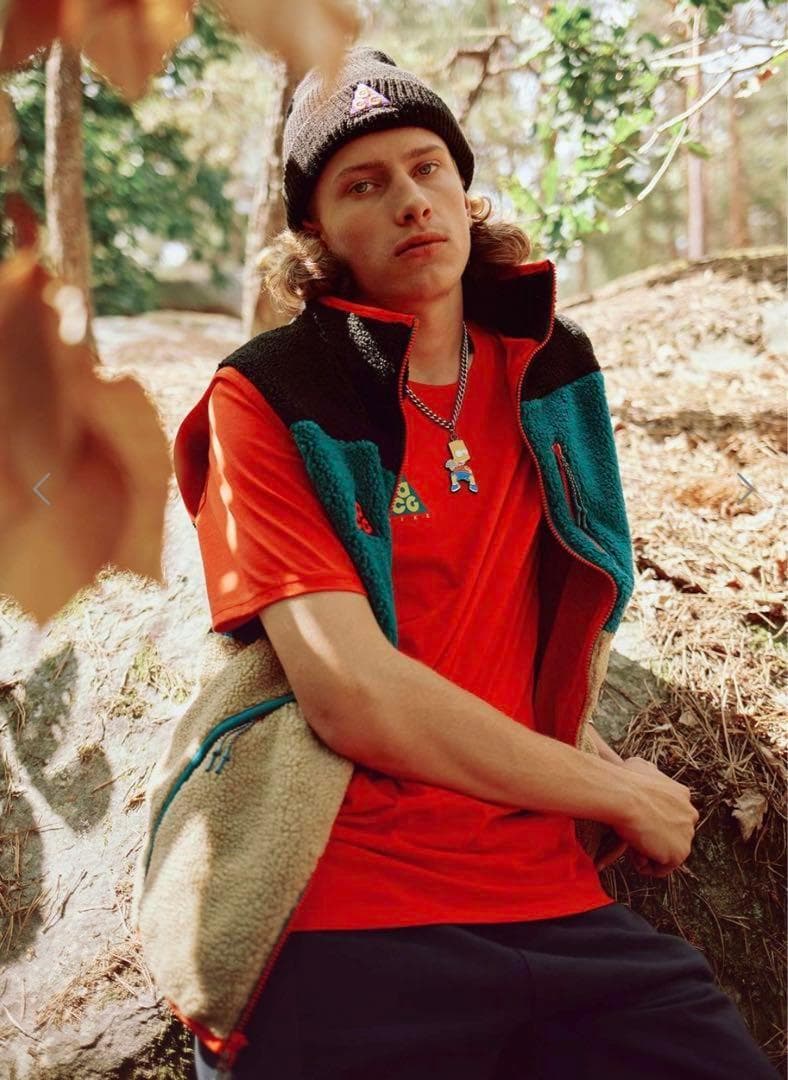 ACG マルチカラー ベスト S　訳アリ