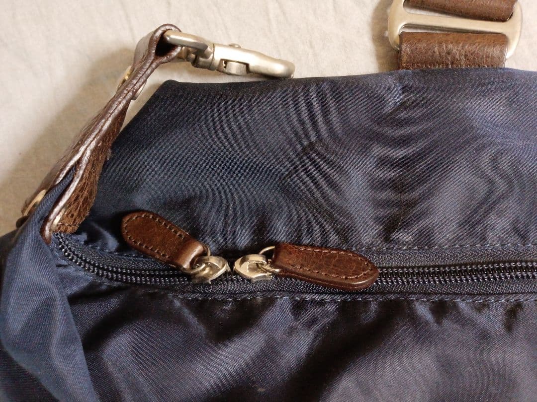 【Papas】ナイロン×レザー　大容量ボストンバッグ（ネイビー／ブラウン）