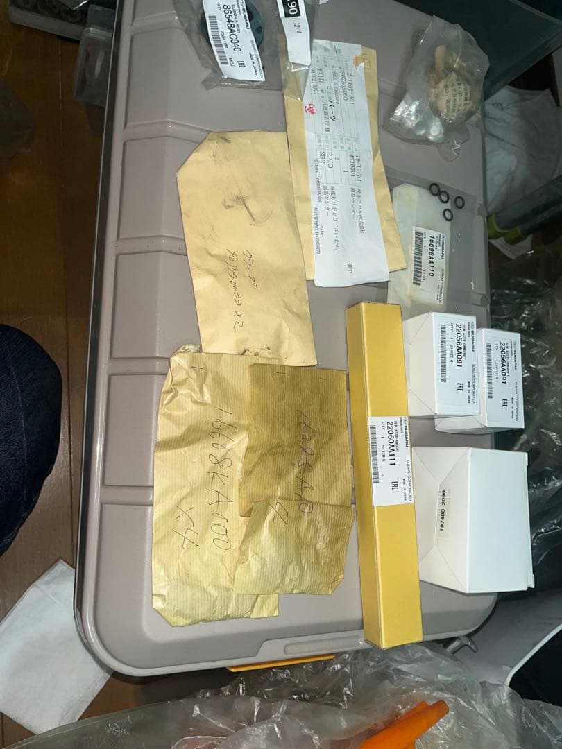 インプレッサＧＤＢ純正部品（ホース、センサー、加圧タンクその他）