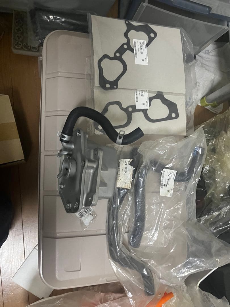 インプレッサＧＤＢ純正部品（ホース、センサー、加圧タンクその他）