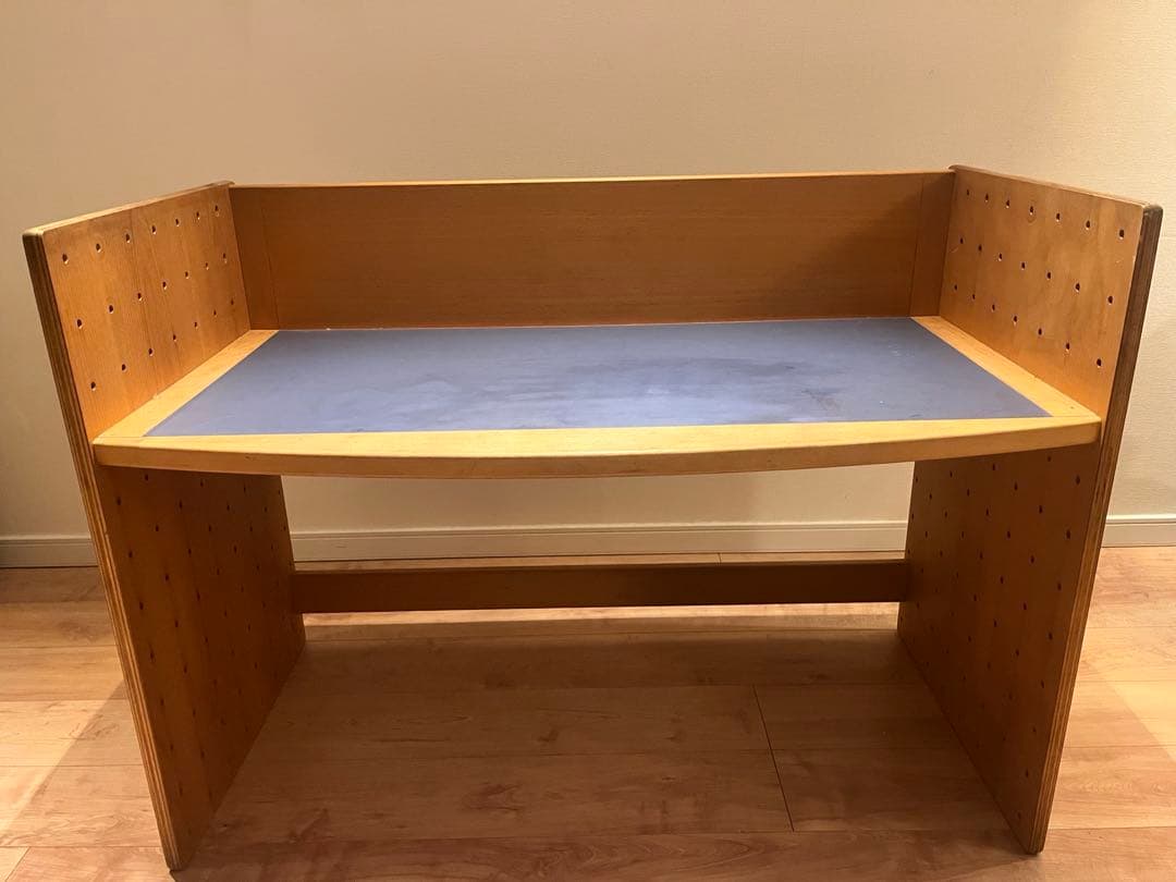 Formio フォルミオ　机