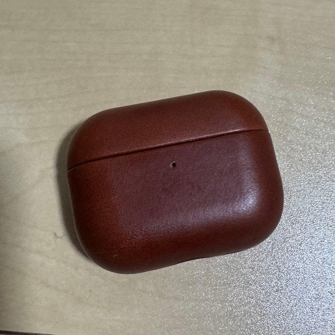 Apple AirPods Pro 3 (第3世代) レザーケース付き