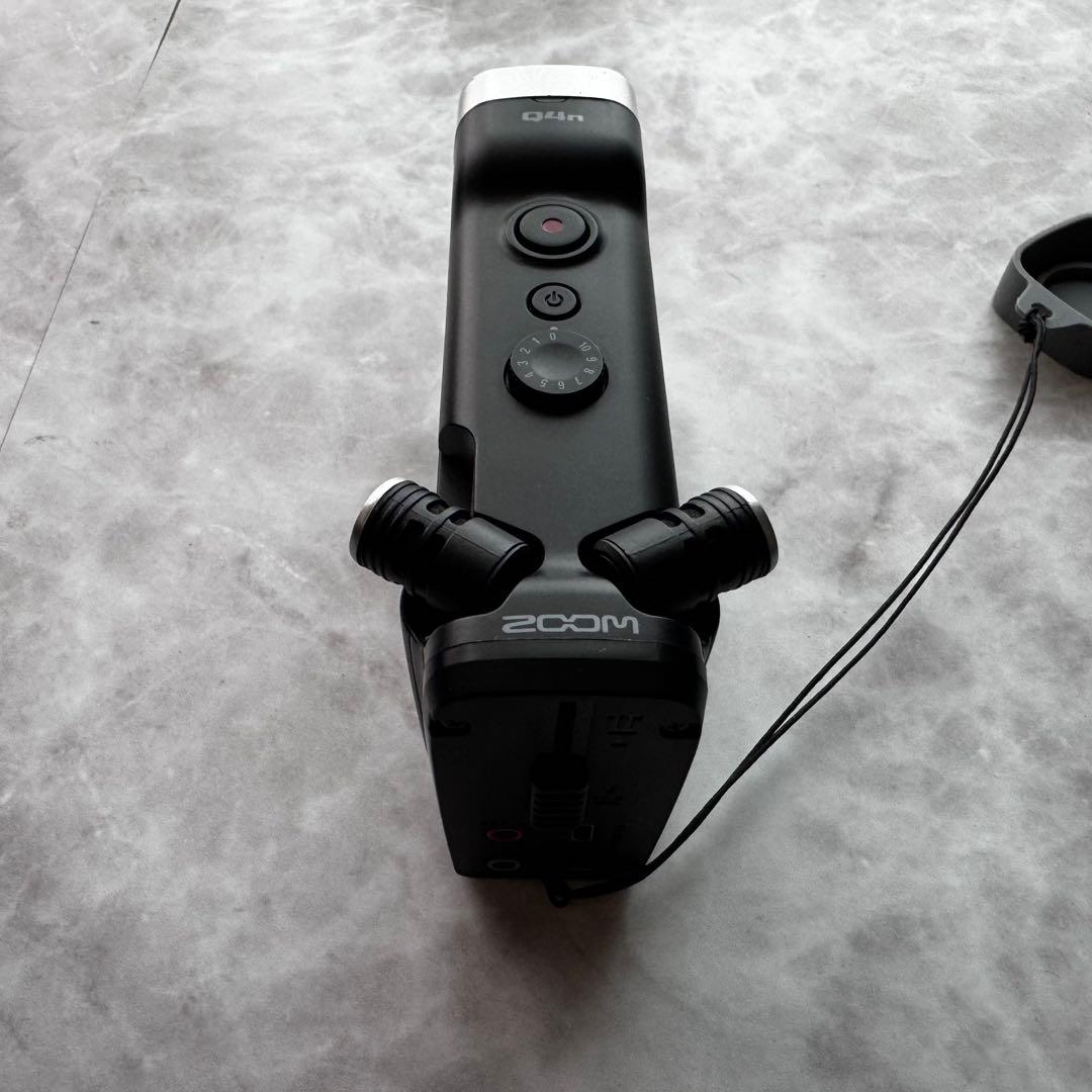 Zoom Q4n ハンディビデオレコーダー