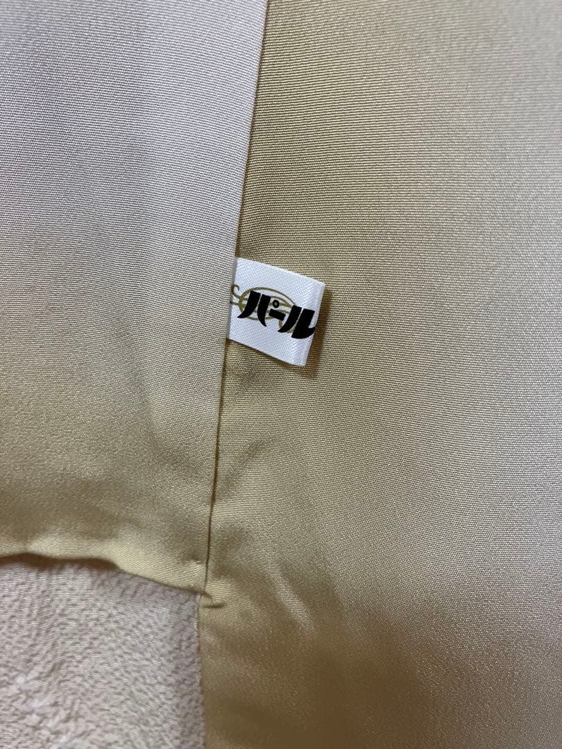 【未使用】裄丈66.5 身丈161 正絹 飛び柄小紋 パールトーン加工