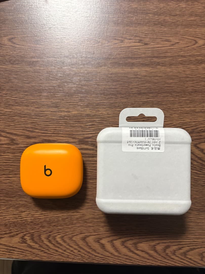 beats　オレンジ ワイヤレスイヤホン 本体